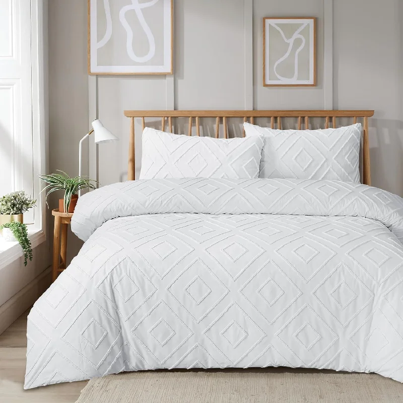 Weekend Markdown Madness Como Tufted Duvet Cover Set with Pillowcases Grey Natural White Elegant Easy-Care Bedding Single Double King Sizes by OLIVIA ROCCO Weekend Markdown Madness Como Tufted Duvet Cover Set with Pillowcases Grey Natural White Elegant Easy-Care Bedding Single Double King Sizes by OLIVIA ROCCO